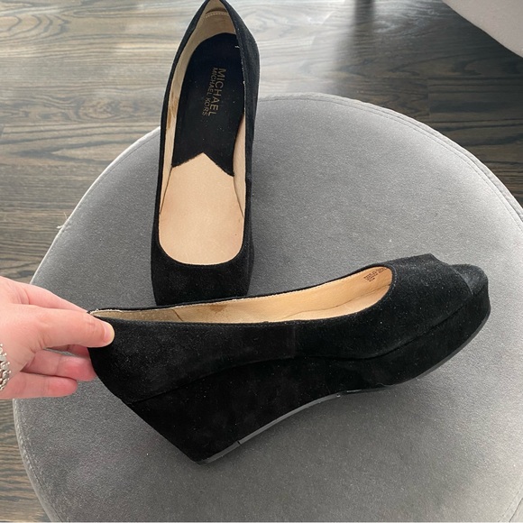 Michael Kors open toe platform’s - Picture 9 of 10